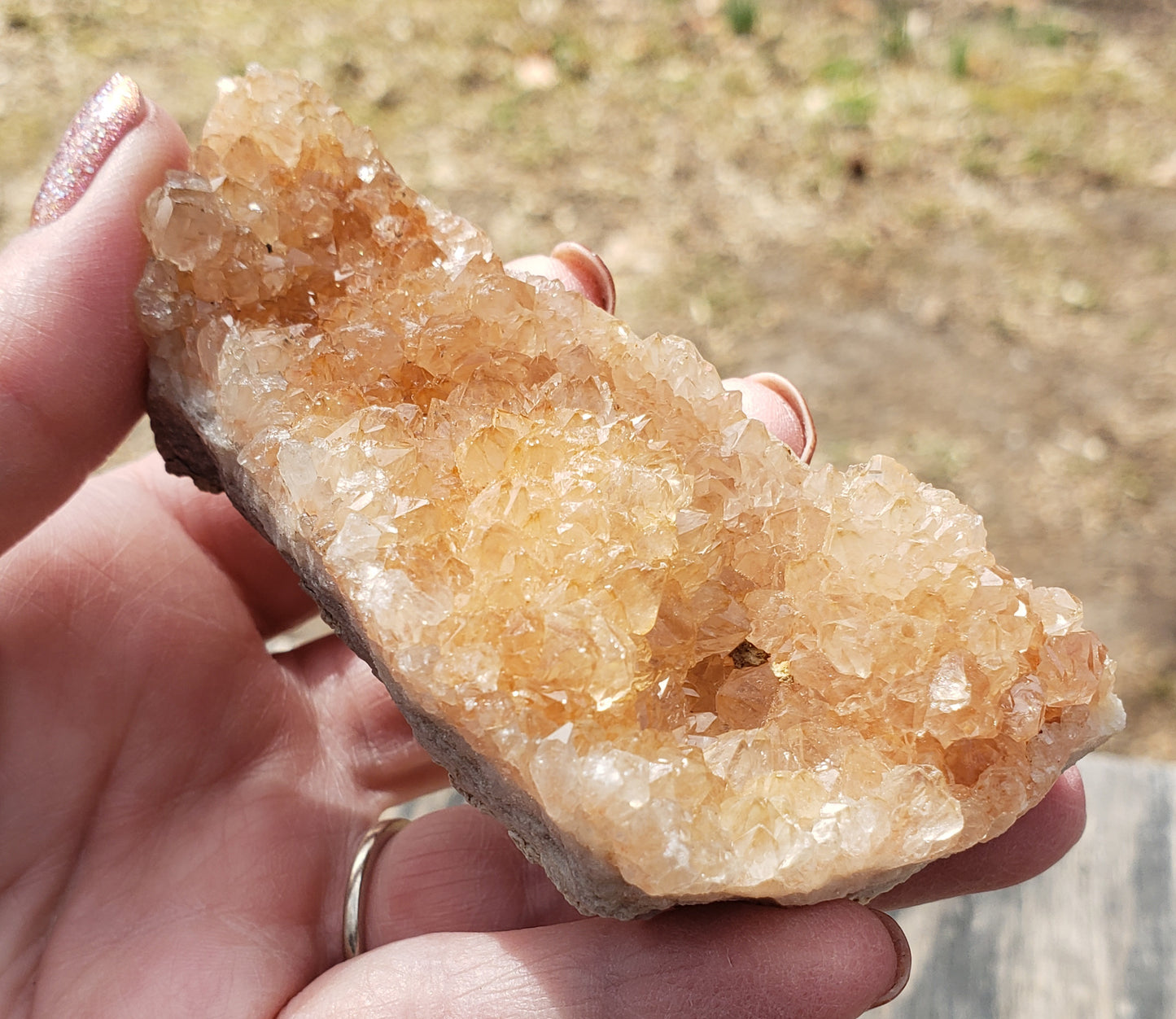 Quartz Crystal Druzy Druse on Lace Agate, Missouri, Orange Champagne Color DR46