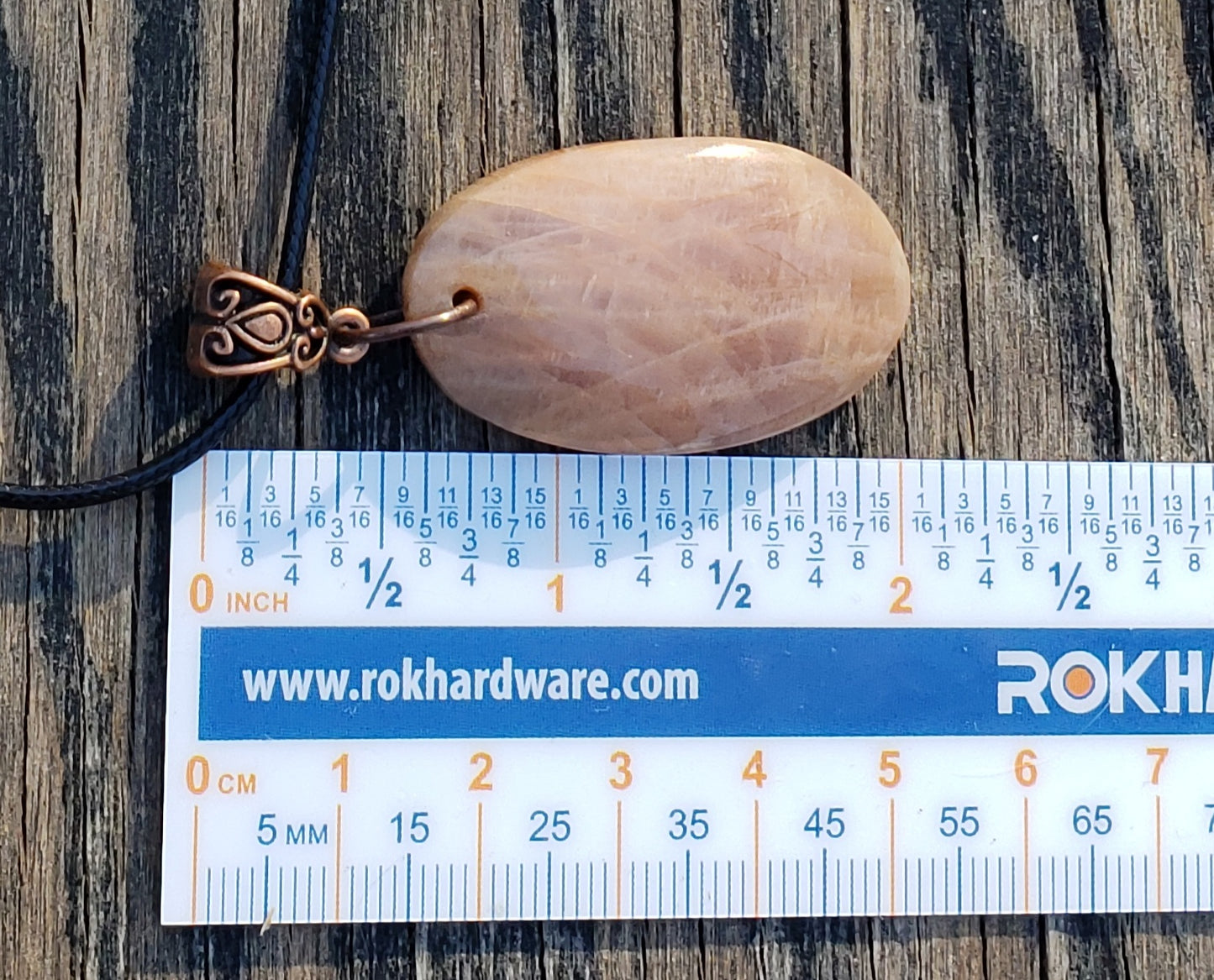 Peach Moonstone Oval Necklace Item JL106