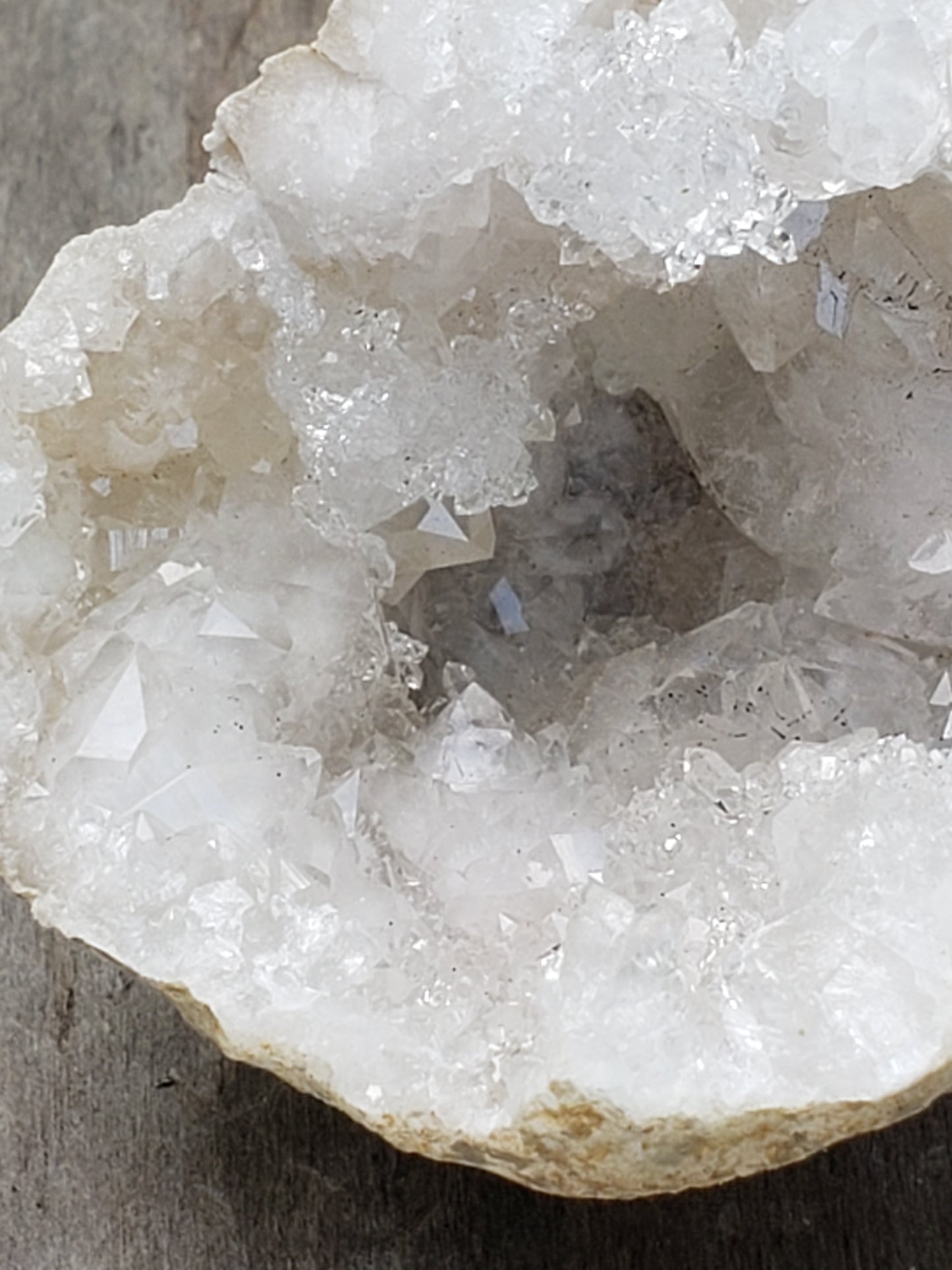 Geode Half ItemGE237