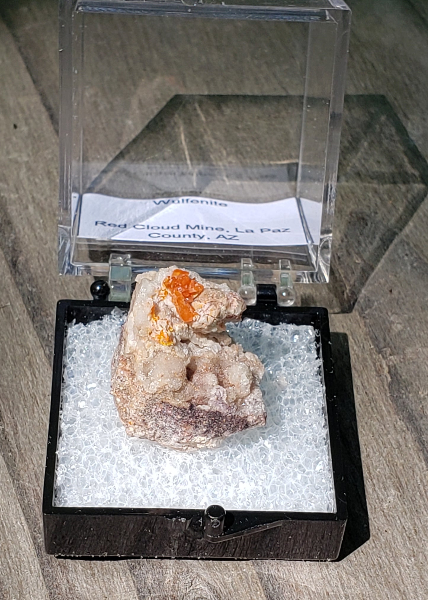 Wulfenite, Red Cloud Mine Arizona, UV Reactive, SP224