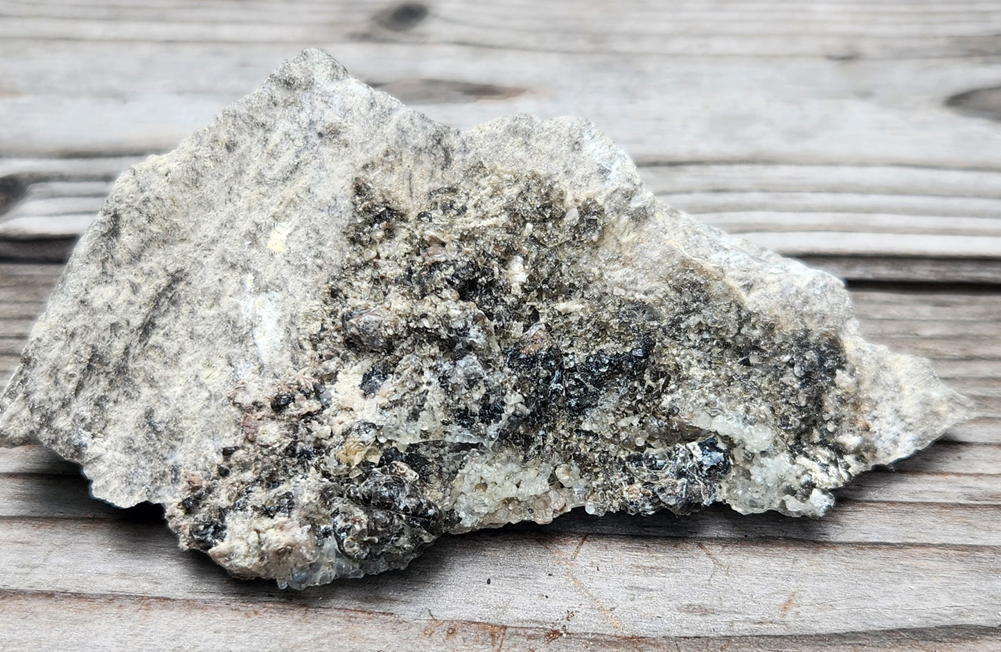 Botryoidal Hyalite Opal Specimen From Utah Highly UV Reactive Item SP400