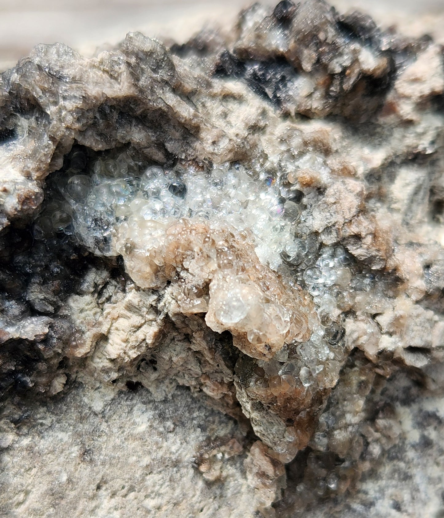 Botryoidal Hyalite Opal Specimen From Utah Highly UV Reactive Item SP407