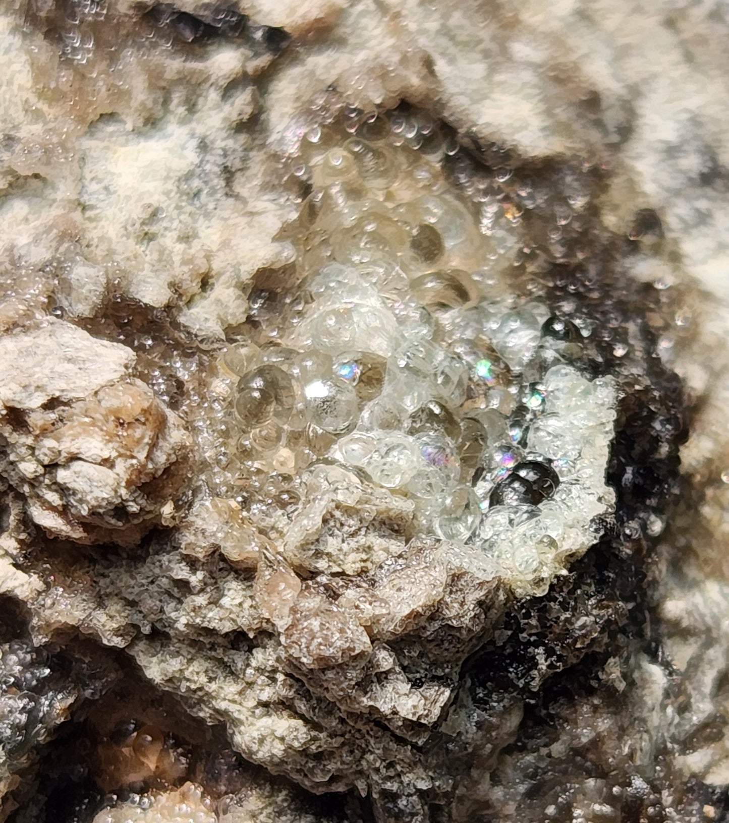 Botryoidal Hyalite Opal Specimen From Utah Highly UV Reactive Item SP407