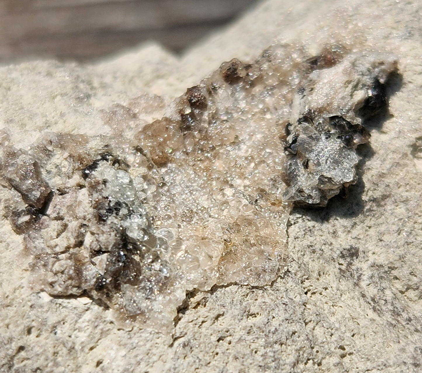 Botryoidal Hyalite Opal Specimen From Utah Highly UV Reactive Item SP412