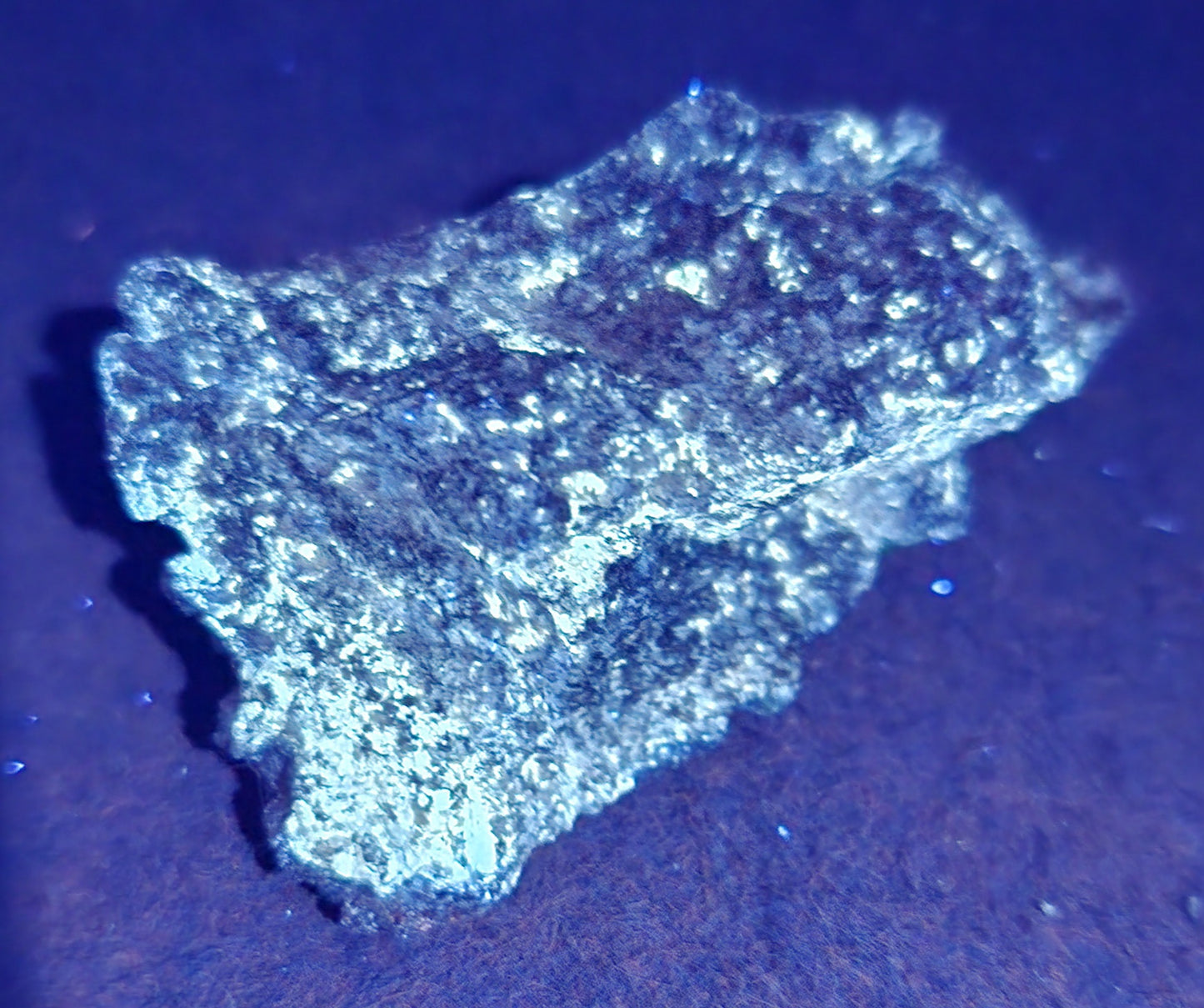 Botryoidal Hyalite Opal Specimen From Utah Highly UV Reactive Item SP411