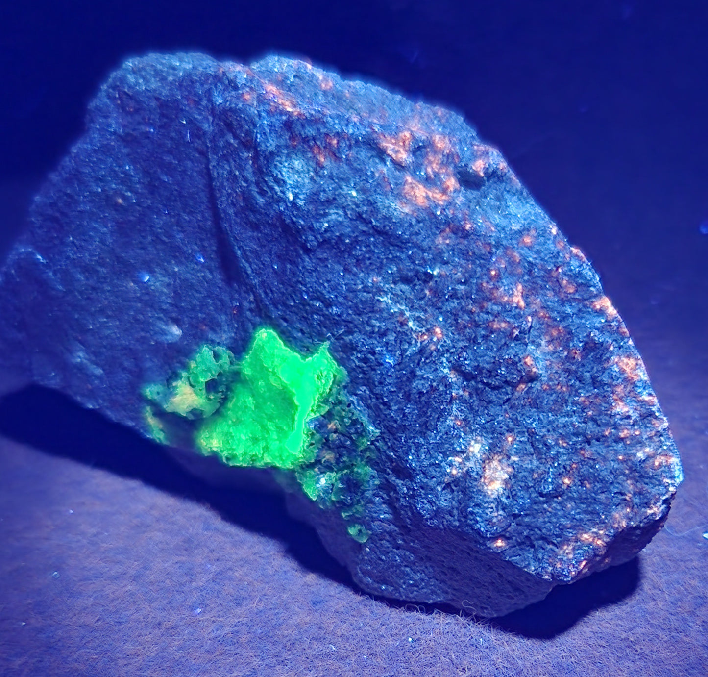 Botryoidal Hyalite Opal Specimen From Utah Highly UV Reactive Item SP412
