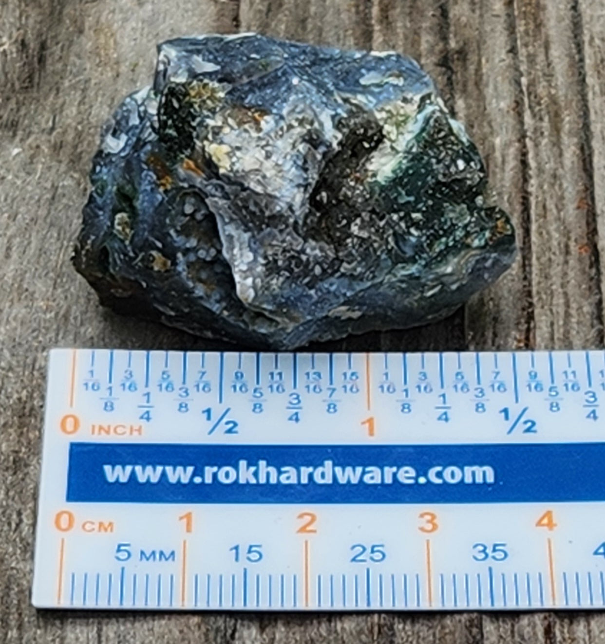 Ocean Jasper druzy showing micro-crystals ruler