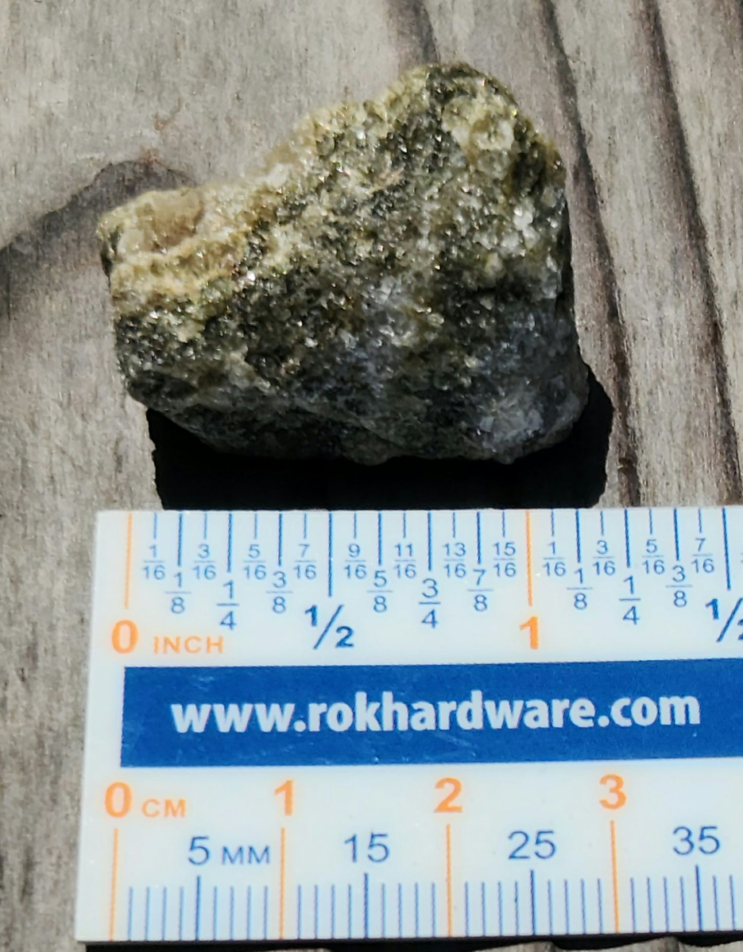 ocean jasper druzy showing micro-crystals and ruler