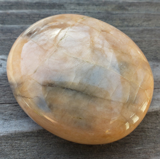 Peach Moonstone Palm Stone PS09