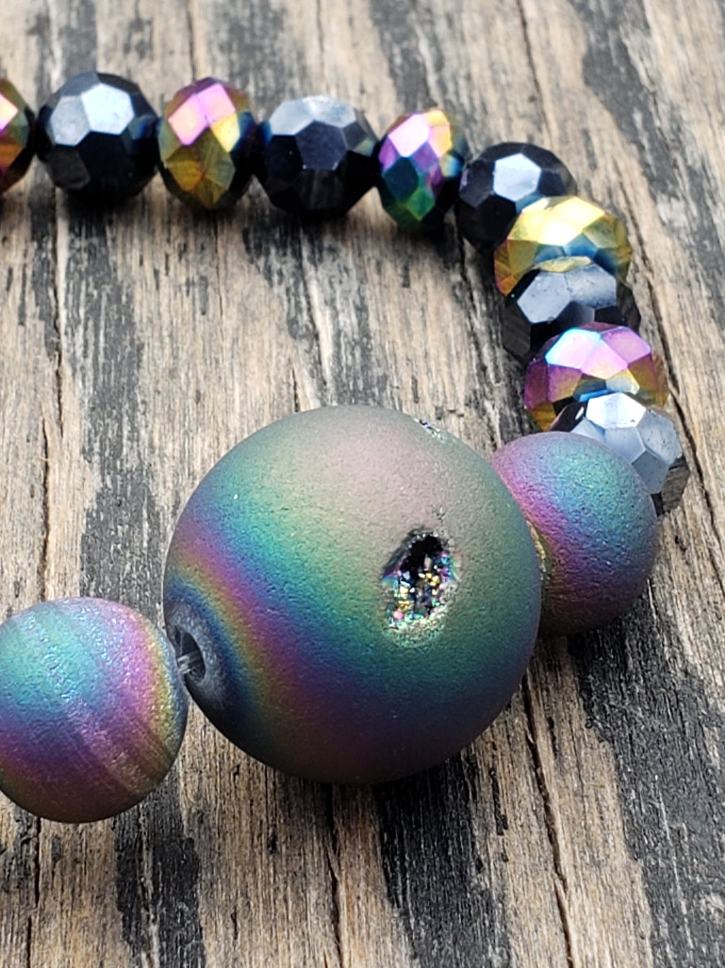 Electroplated Rainbow Druzy Agate Stretch Bracelet Item JL24