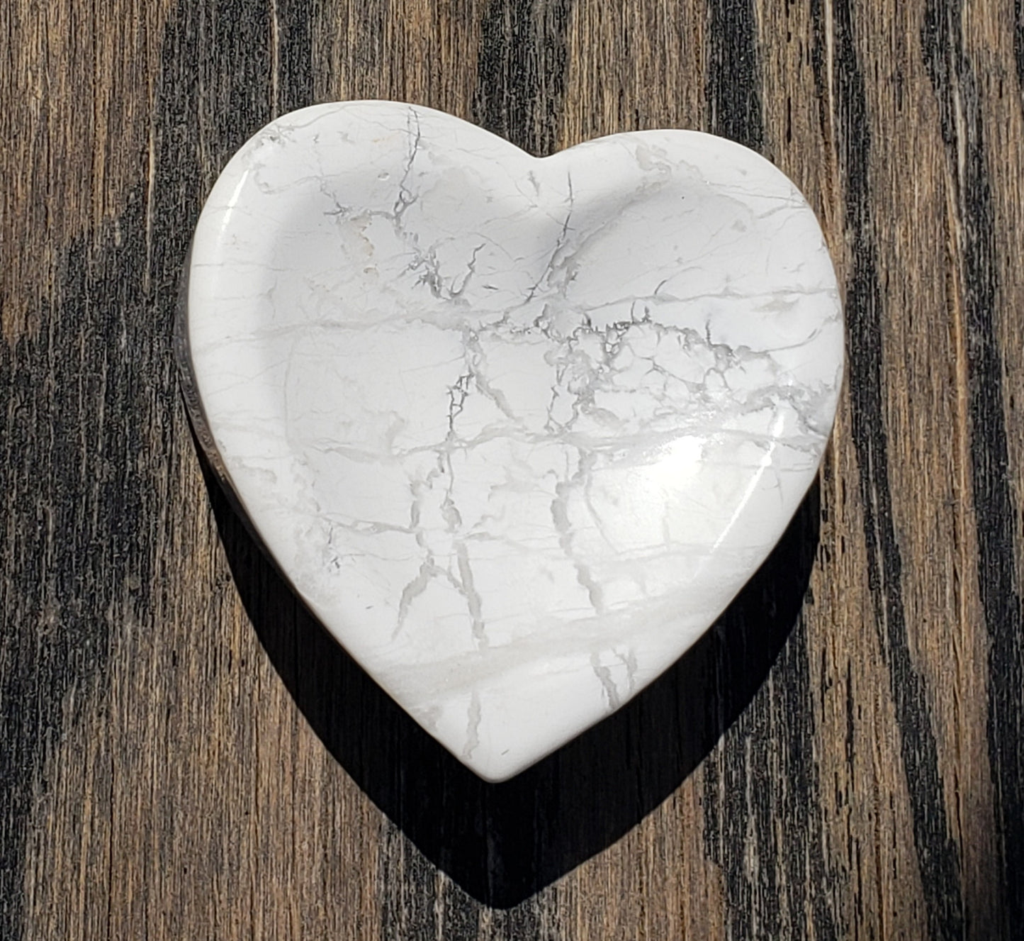 Carved Howlite Bowl CV14