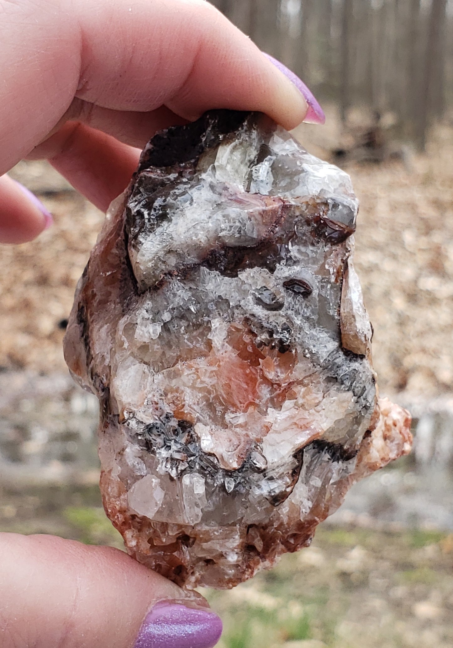 Tri Color Calcite Rough Rock UV Reactive ItemRR148