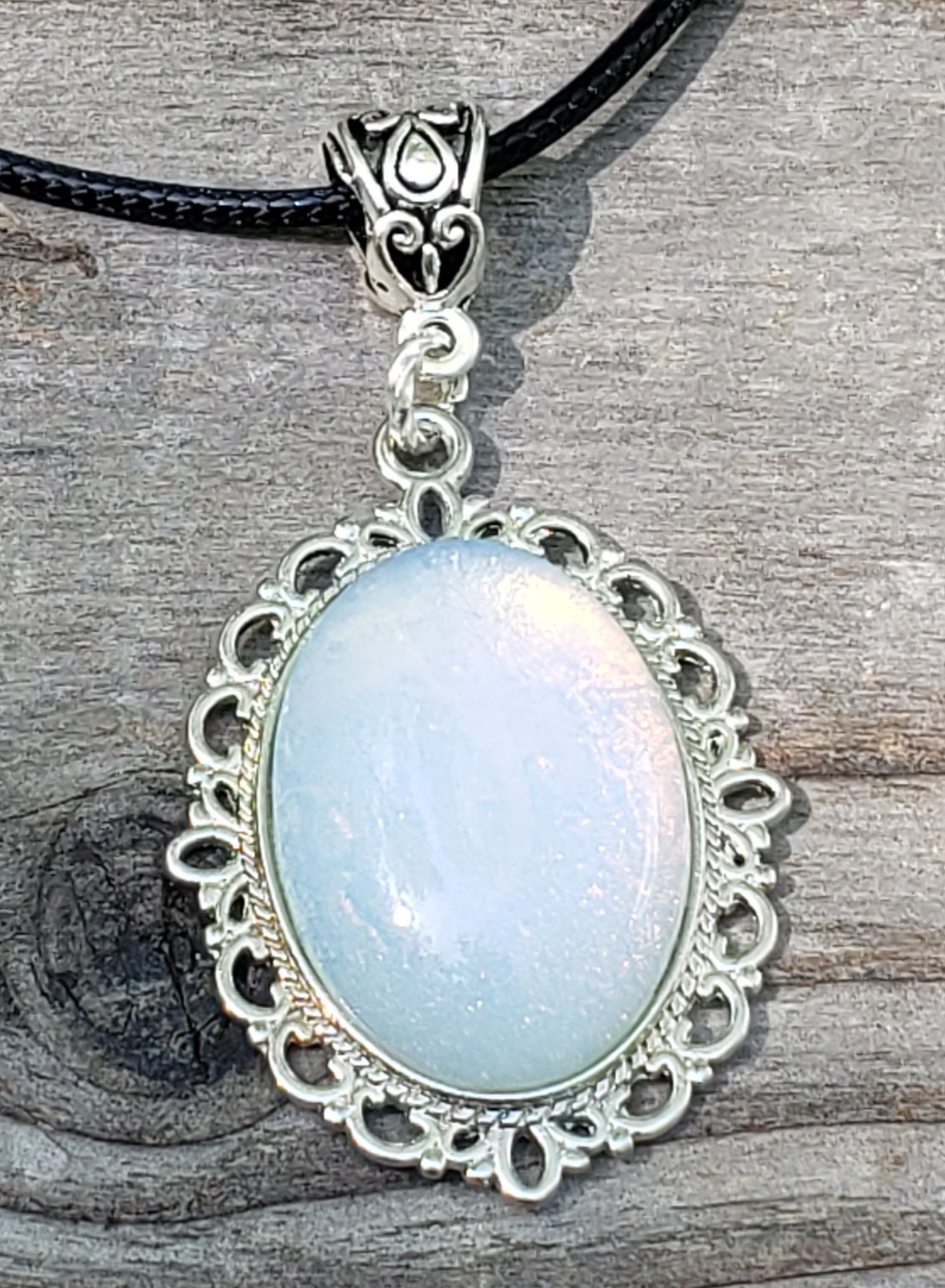 Vintage Style Opalite Necklace 25x18mm Item JL208