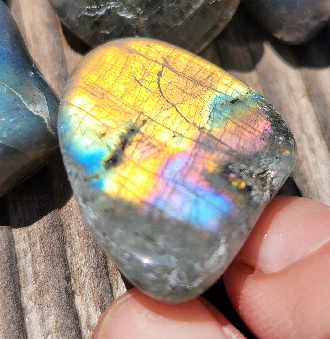Tumbled Rock Tumbled Labradorite TR264