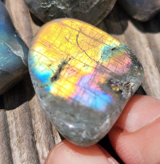 Tumbled Rock Tumbled Labradorite TR264