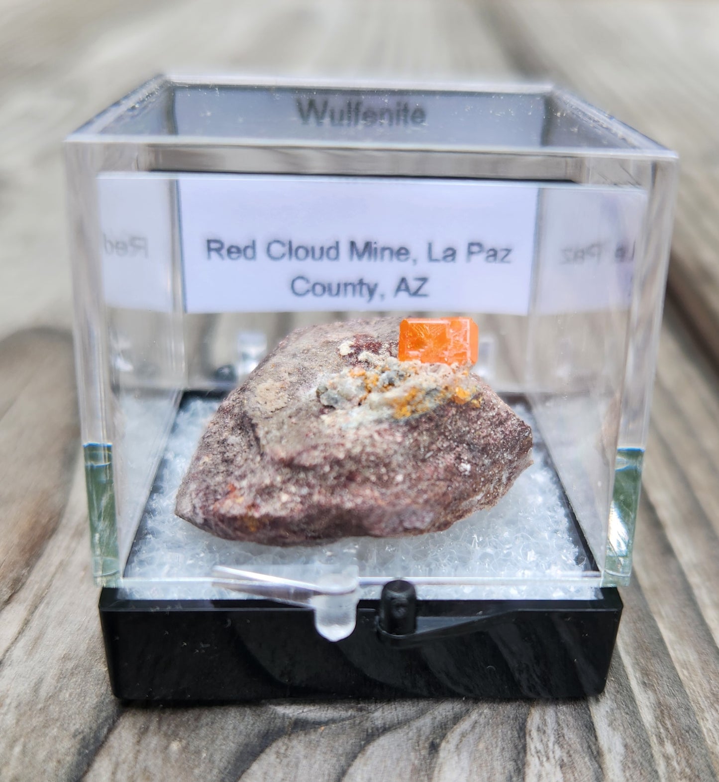 Wulfenite, Red Cloud Mine Arizona, UV Reactive, ItemSP242