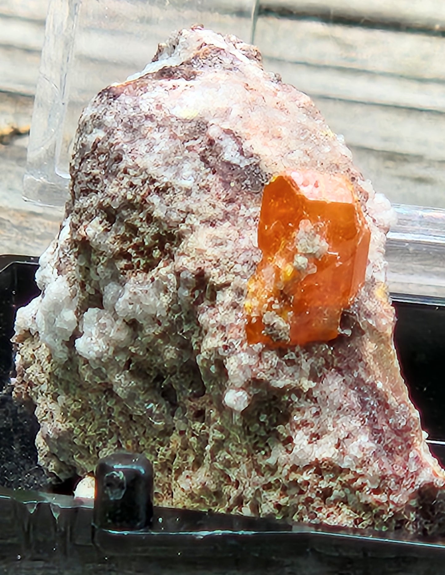 Wulfenite, Red Cloud Mine Arizona, UV Reactive, ItemSP247