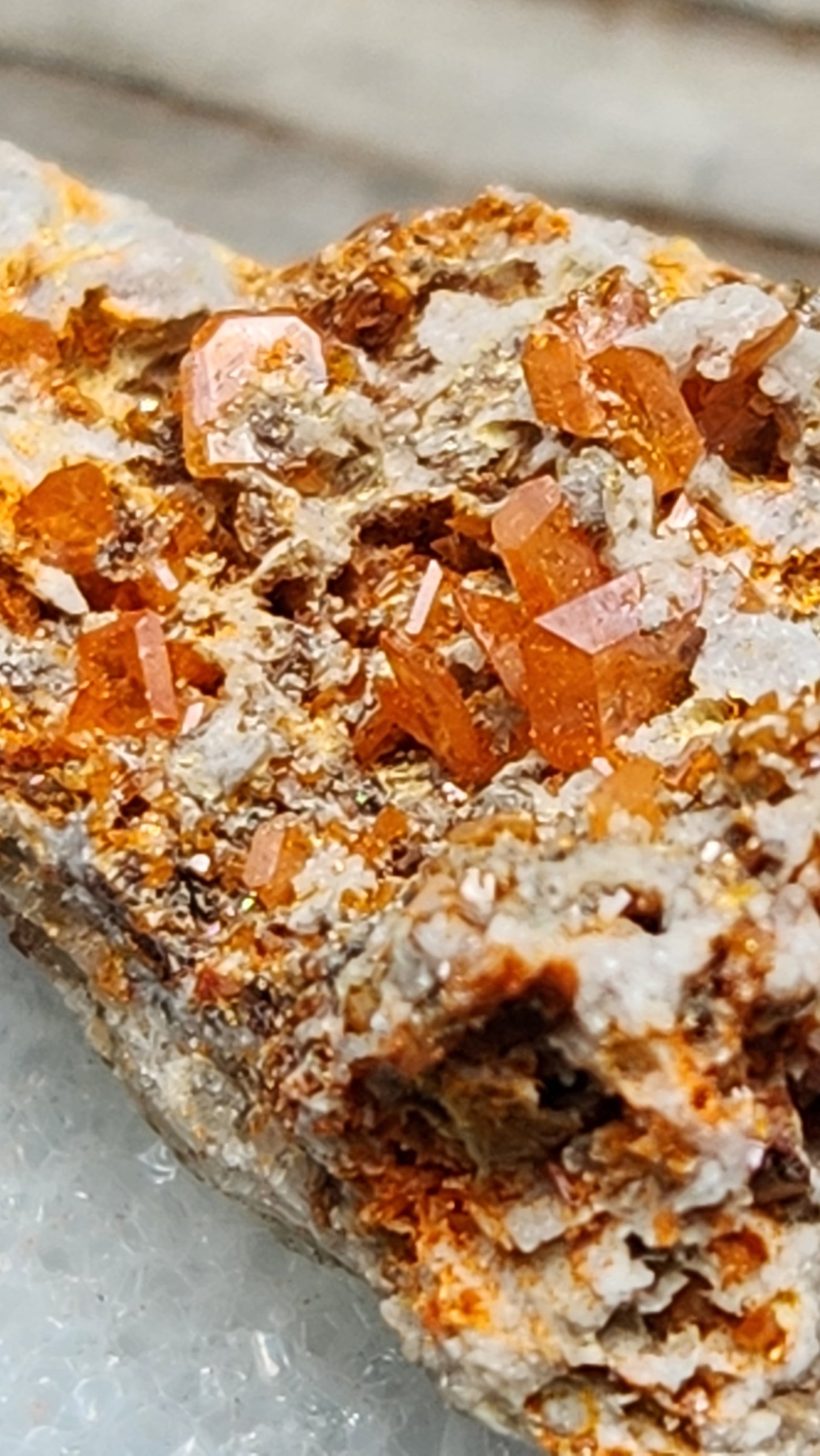 Wulfenite, Red Cloud Mine Arizona, UV Reactive, ItemSP248