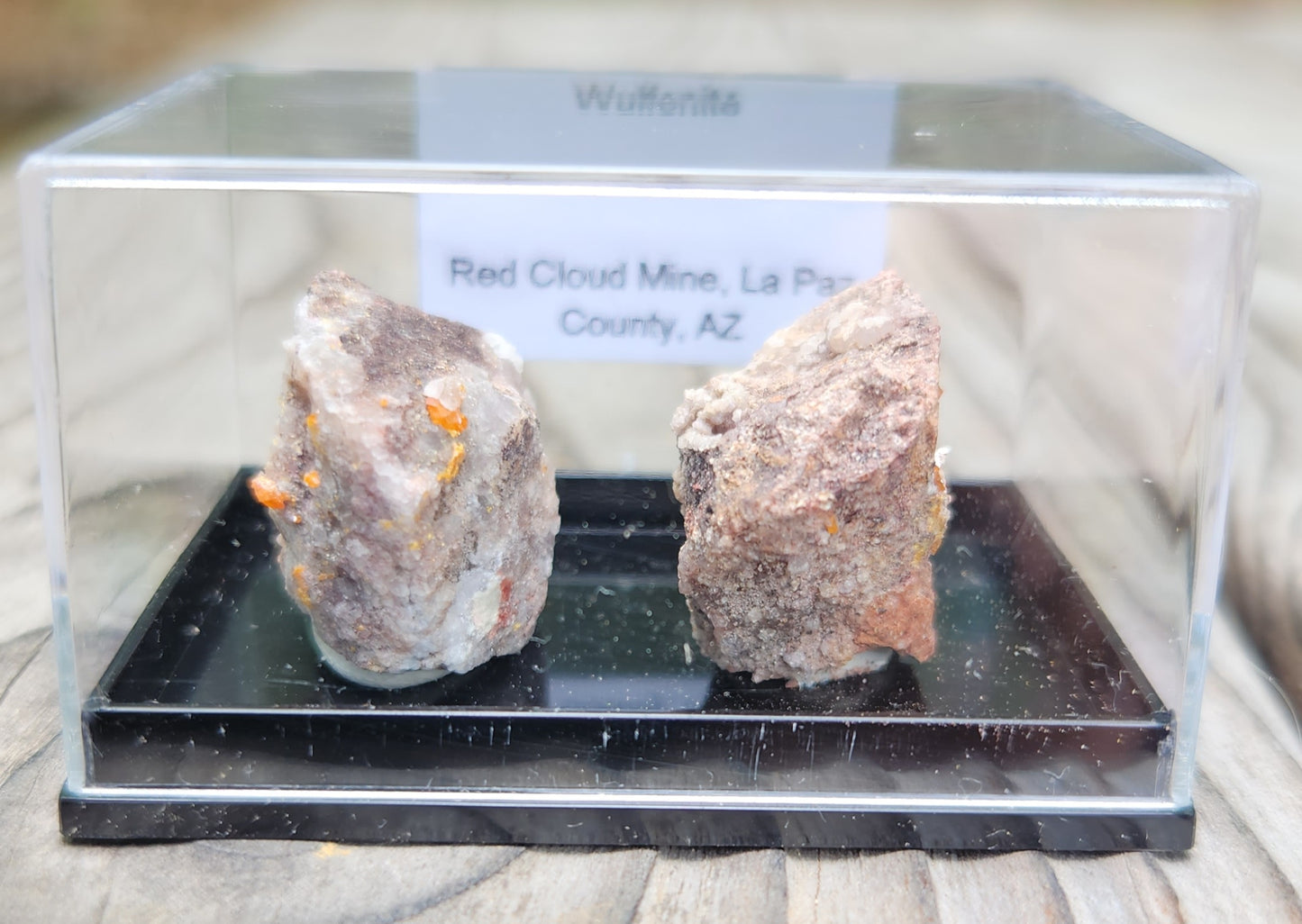 Wulfenite, Red Cloud Mine Arizona, UV Reactive, ItemSP261