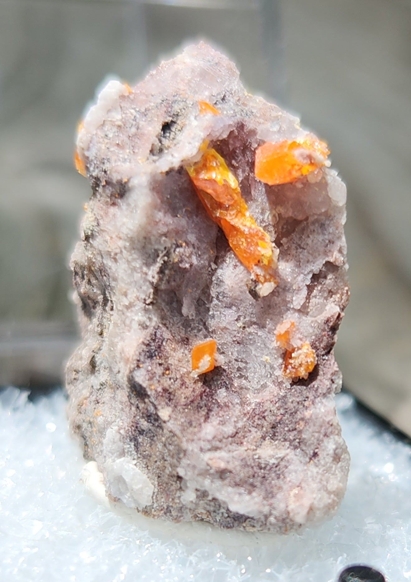 Wulfenite, Red Cloud Mine Arizona, UV Reactive, ItemSP262