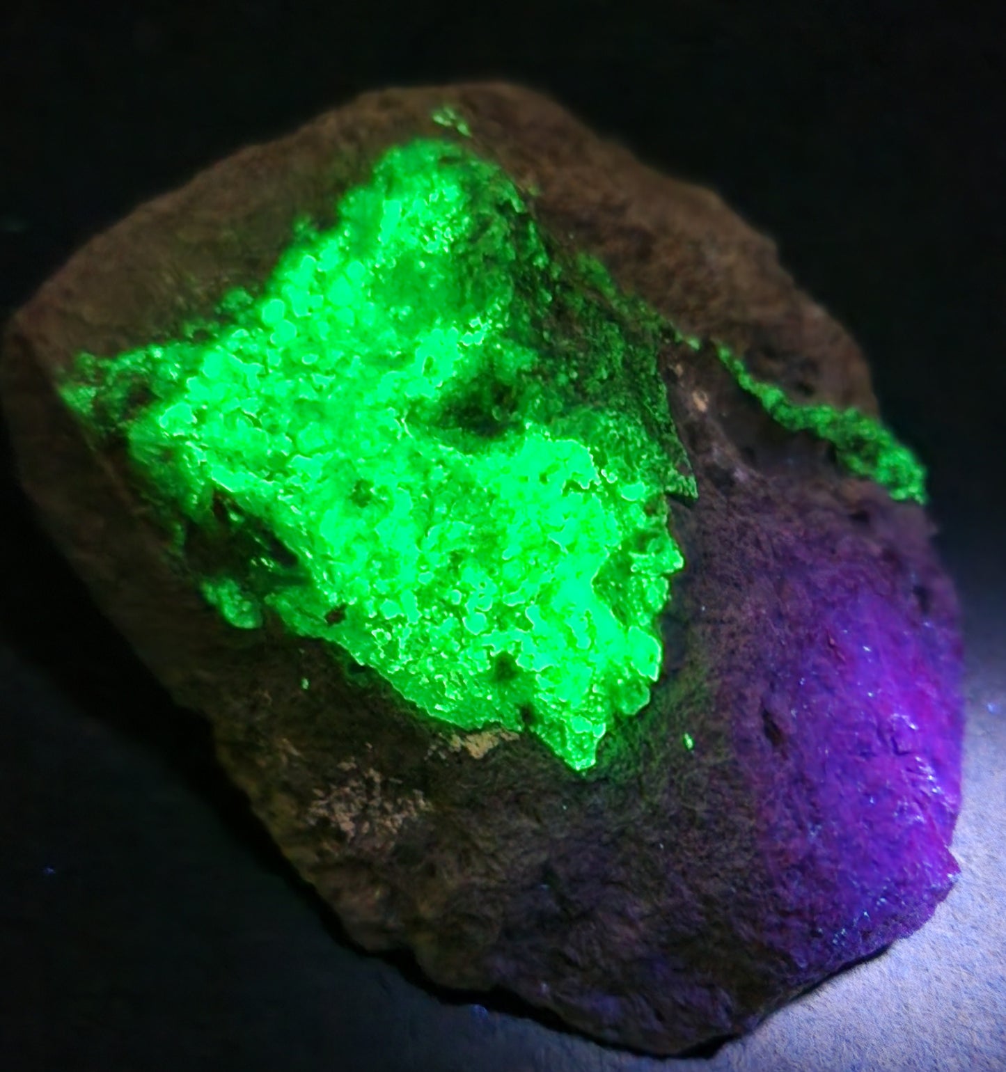 Botryoidal Hyalite Opal Specimen From Utah Highly UV Reactive Item SP398