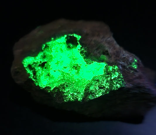 Botryoidal Hyalite Opal Specimen From Utah Highly UV Reactive Item SP408