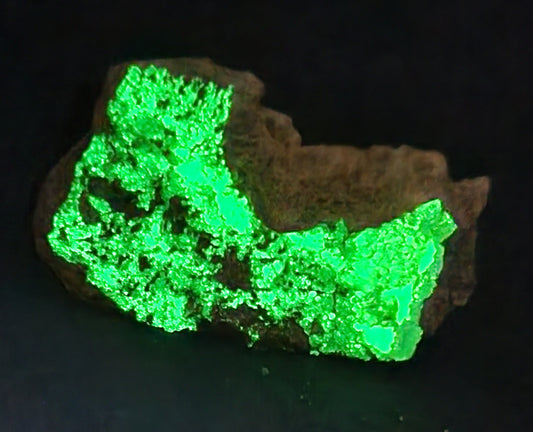 Botryoidal Hyalite Opal Specimen From Utah Highly UV Reactive Item SP410