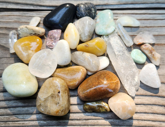 Tumbled Rock Crystal Confetti Scoop 1/2 Cup Item CON3