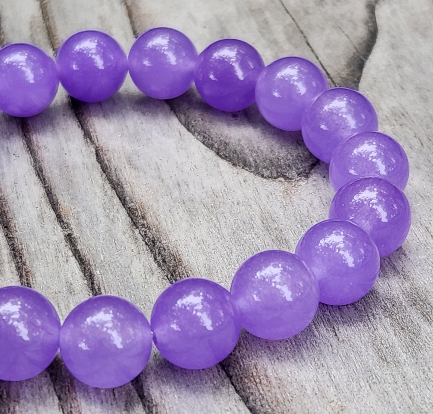 Lavender Quartz Stretch Bracelet 10mm Item JL442