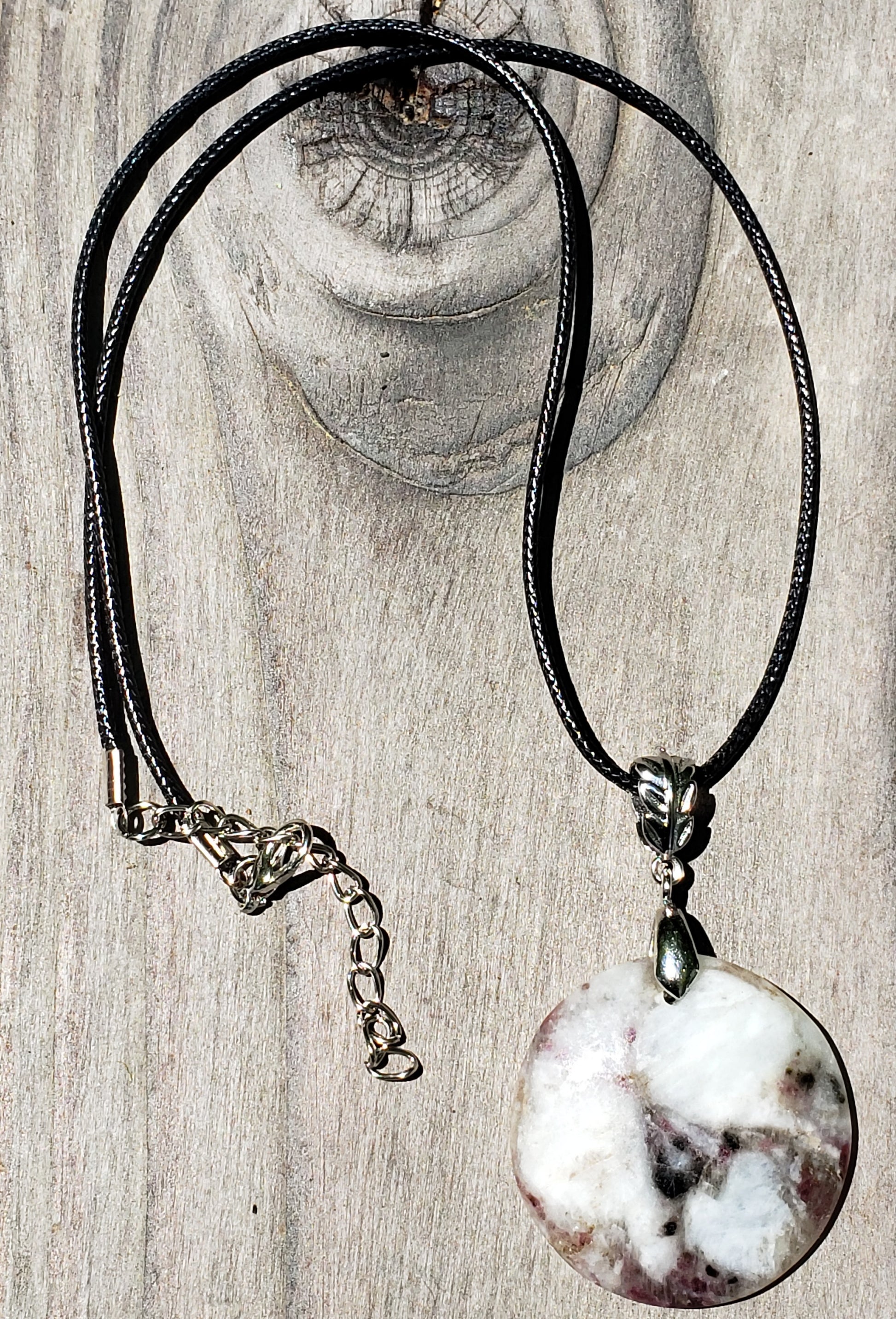 Mystery necklace with 33 mm round natural stone pendant full necklace