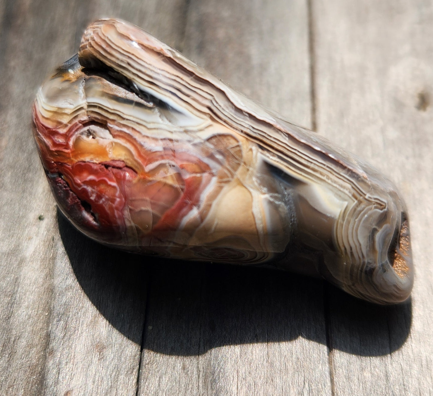 Natural banded agate suitable for collectors or decorative display, TA367