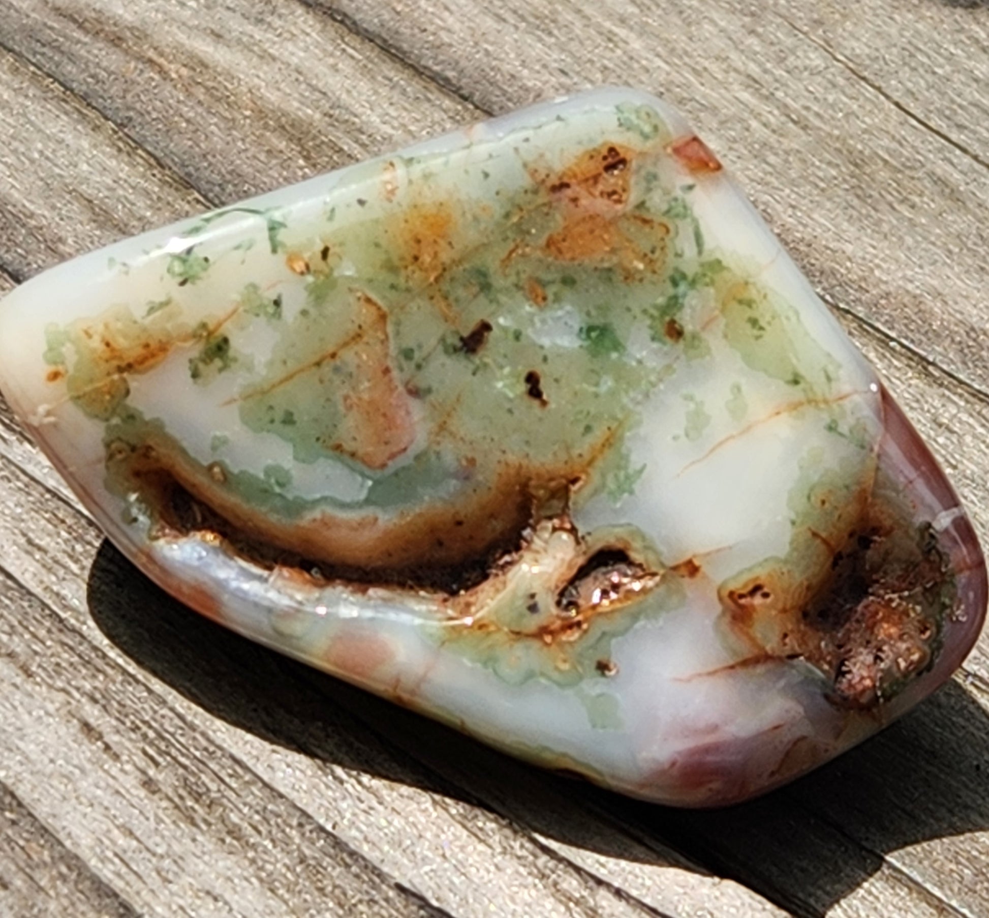 Mexican Moss Agate with green mineral inclusions TA267