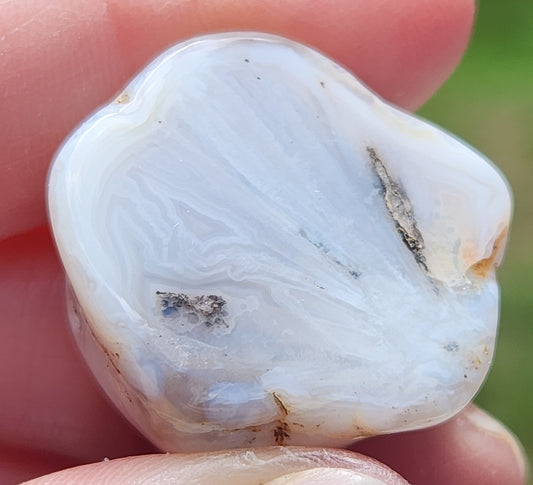 Mexican flow banded agate with soft gray layers TA271