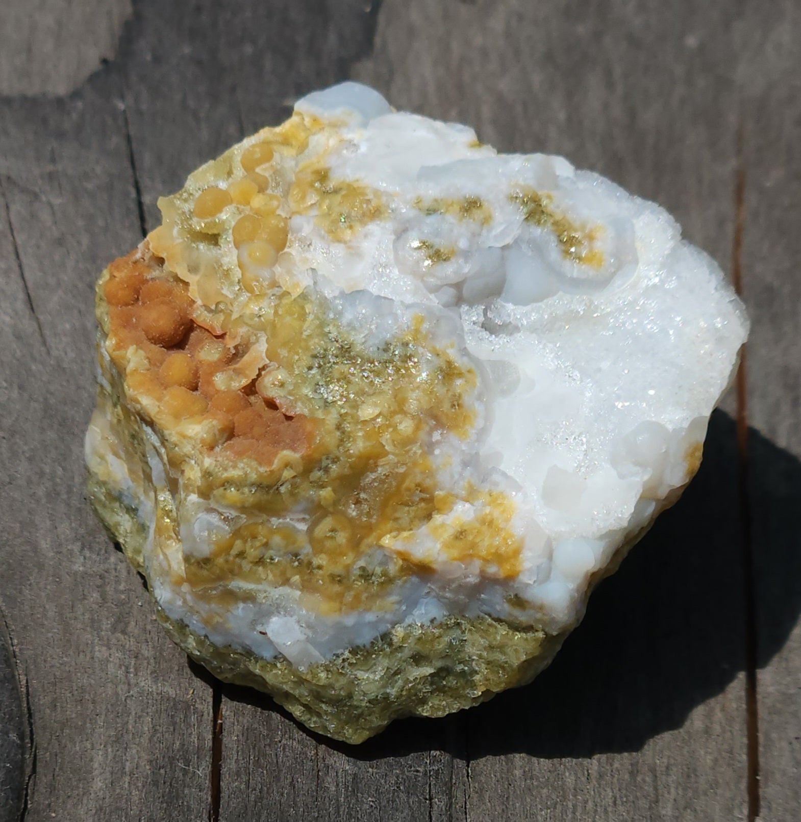 Close-up of small ocean jasper druzy showing micro-crystals botryoidal 