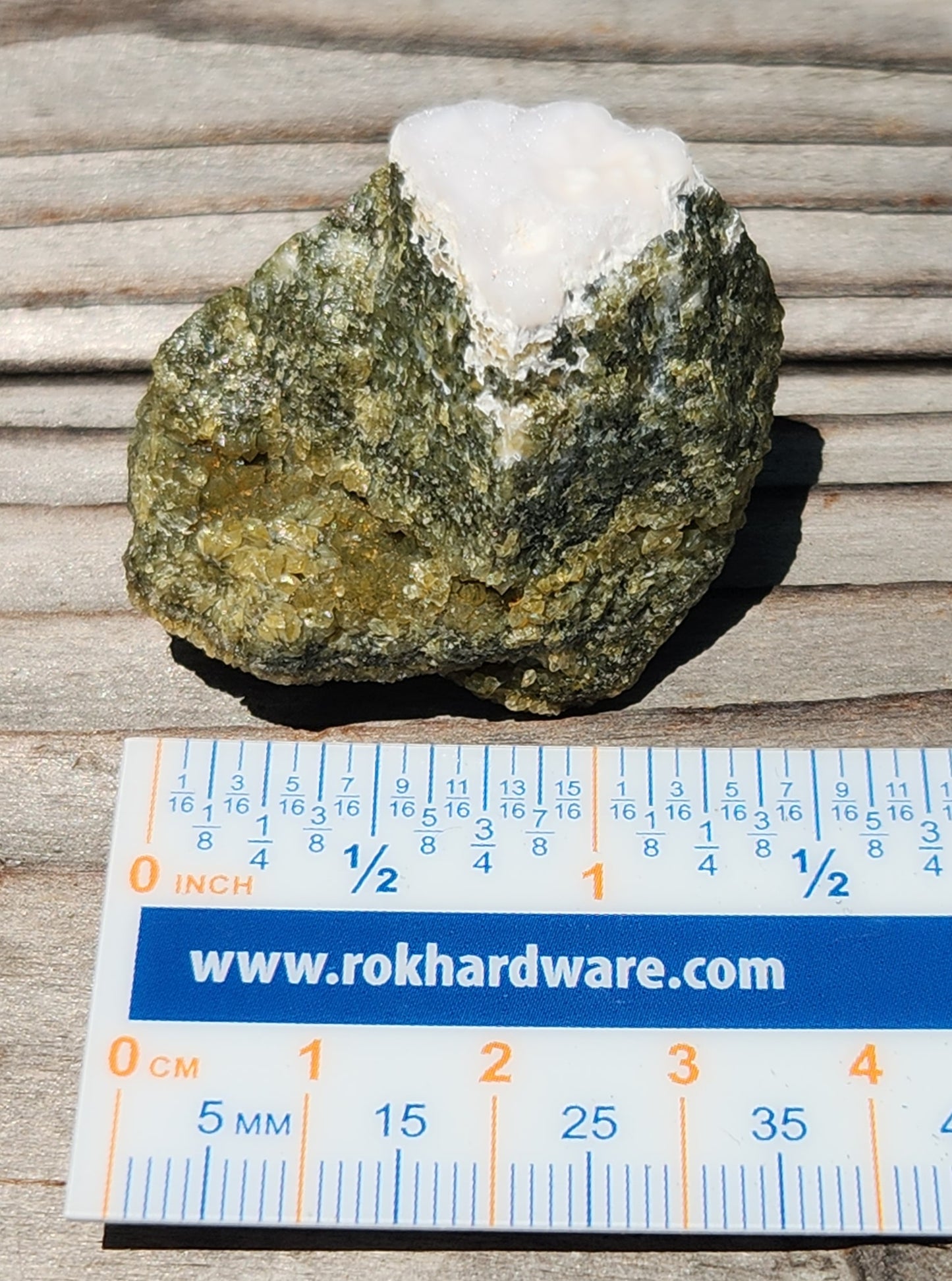 Ocean Jasper druzy showing micro-crystals with ruler