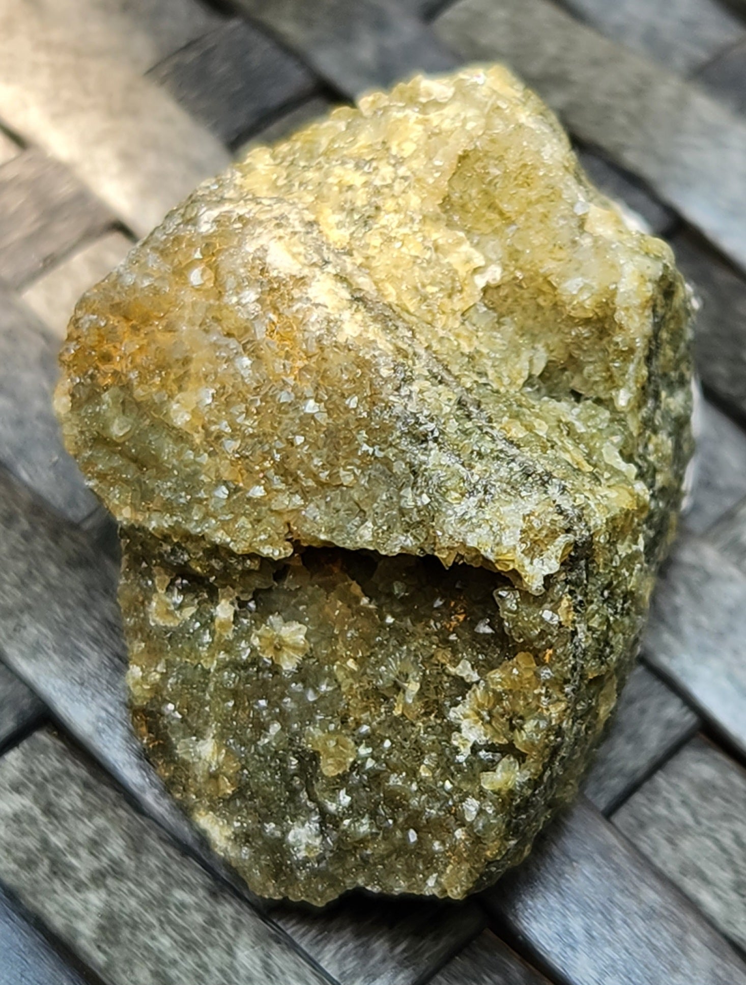 Ocean Jasper druzy showing micro-crystals