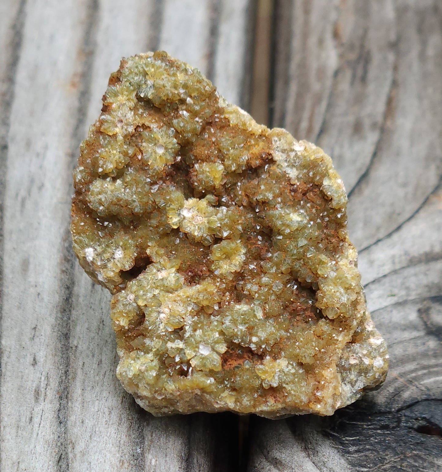 Ocean Jasper druzy showing micro-crystals