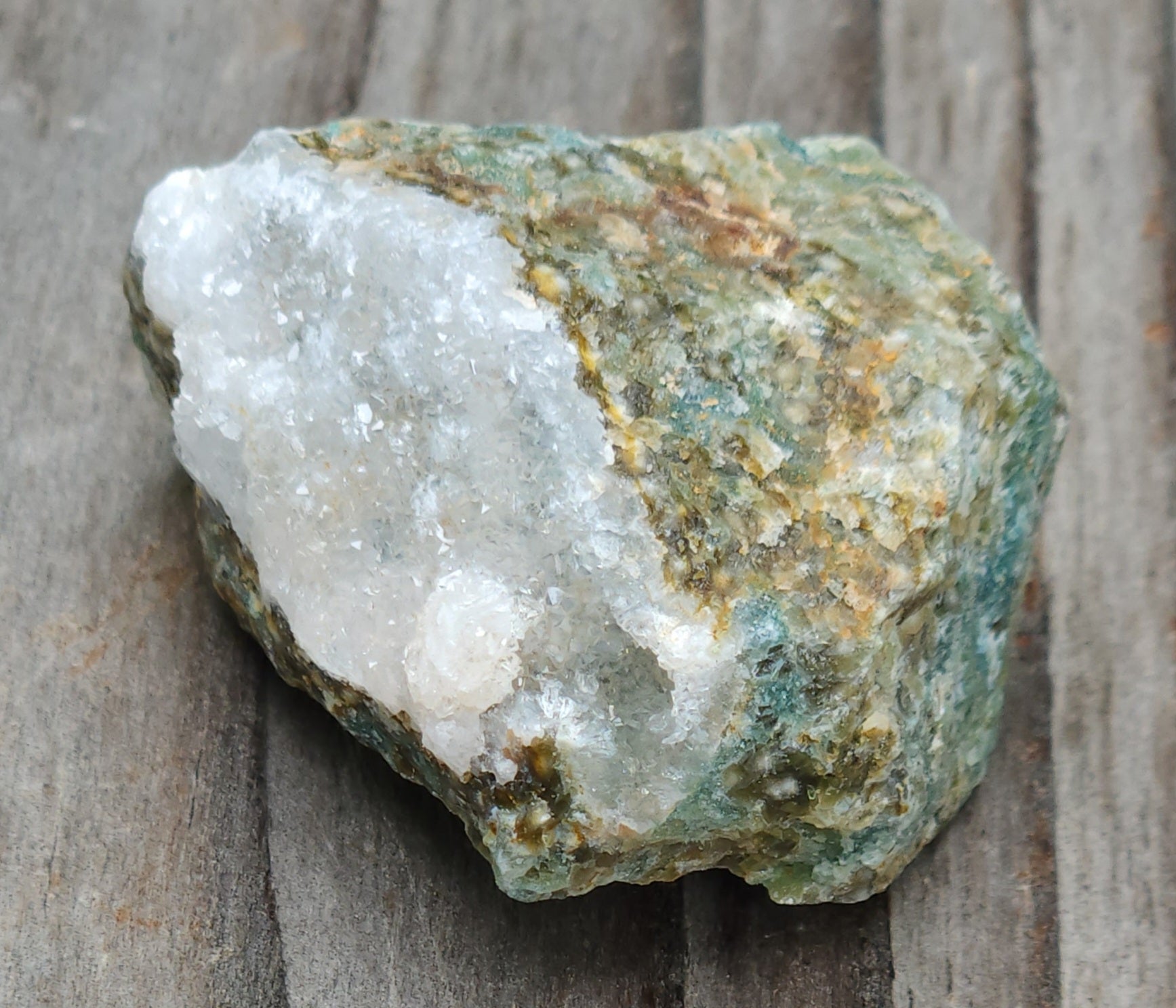 Ocean Jasper druzy showing micro-crystals