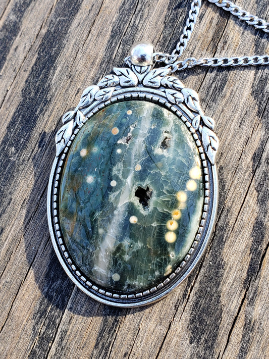 Ocean jasper orbicular jasper necklace close up