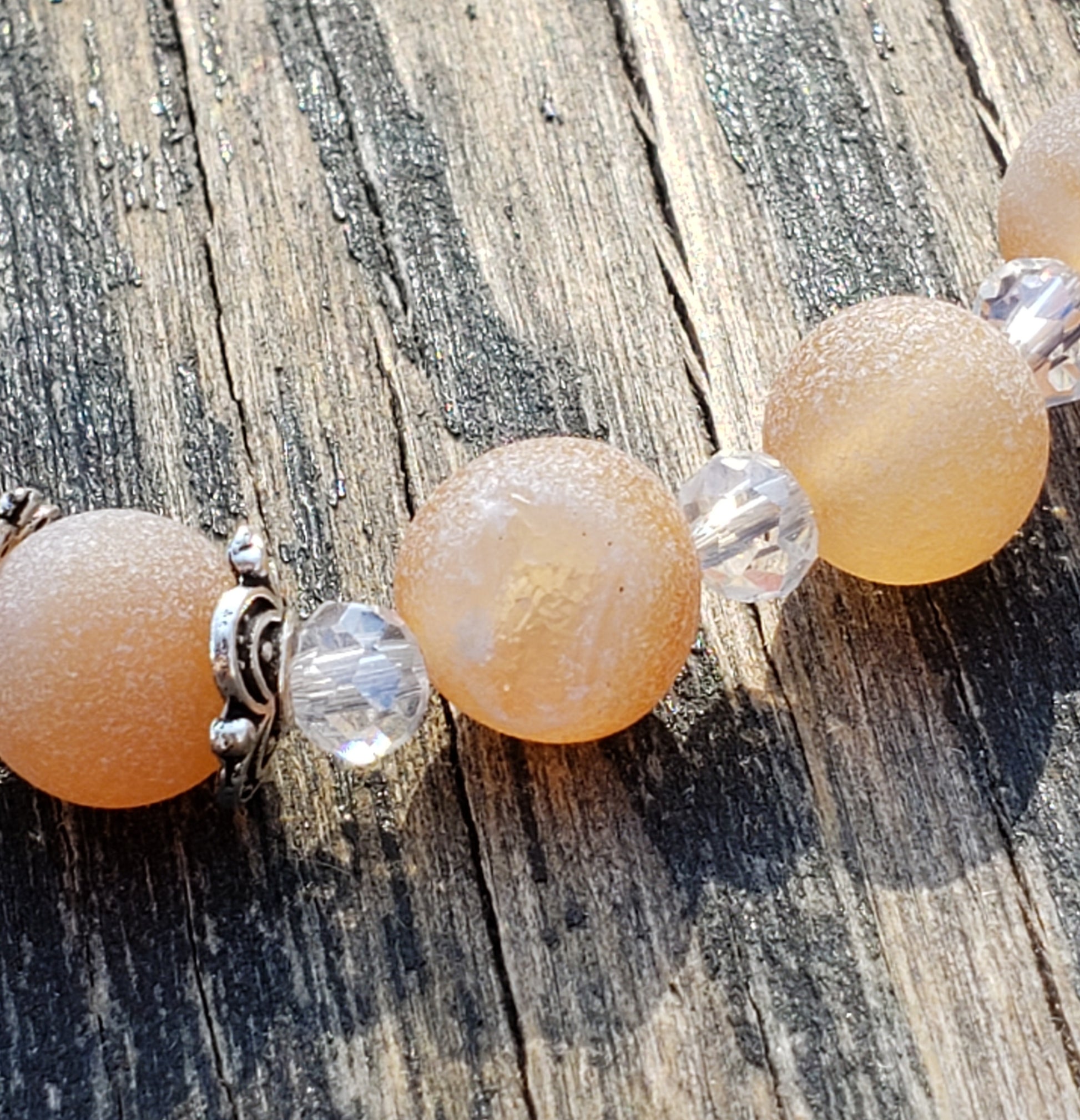 Peach agate and glass bead stretch bracelet druzy pocket