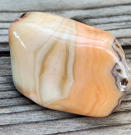 Mexican banded agate with peach tones TA333
