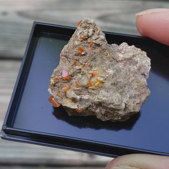 Red Cloud Wulfenite Perky Box Thumbnail Video sp229