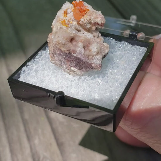 Red Cloud Wulfenite Perky Box Thumbnail Video