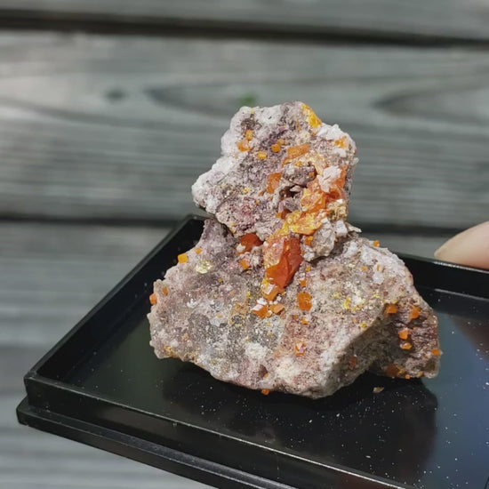 Red Cloud Wulfenite Perky Box Thumbnail Video sp228