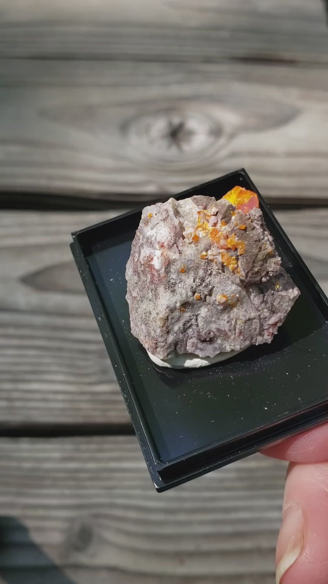 Red Cloud Wulfenite Perky Box Thumbnail Video sp231