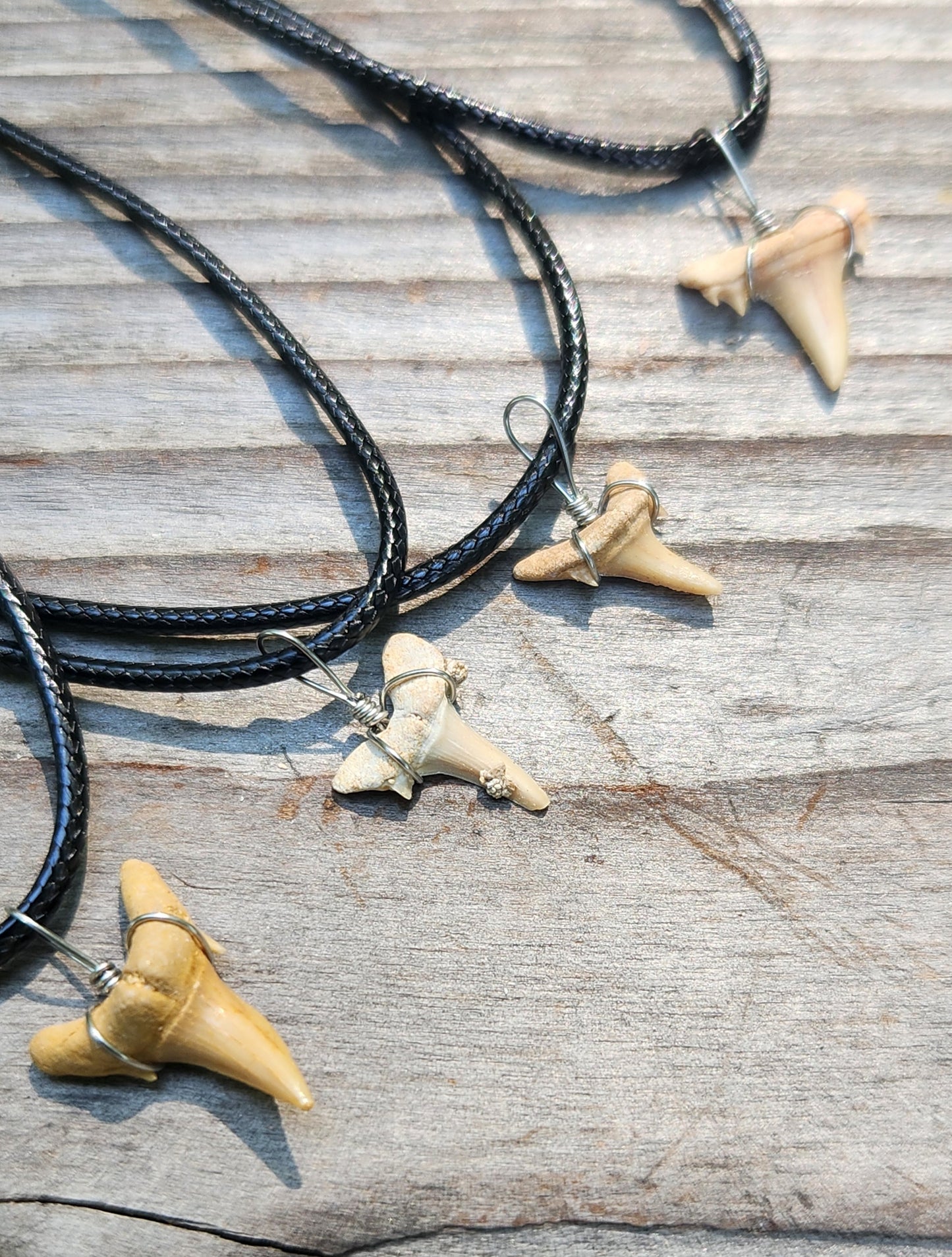 Shark’s tooth necklace styles
