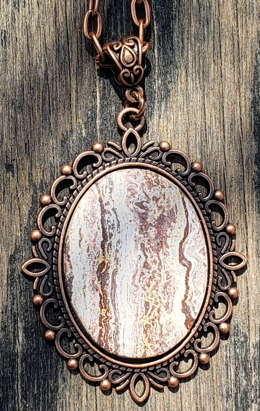 Strata jasper necklace with 40×30 mm stone pendant frontal