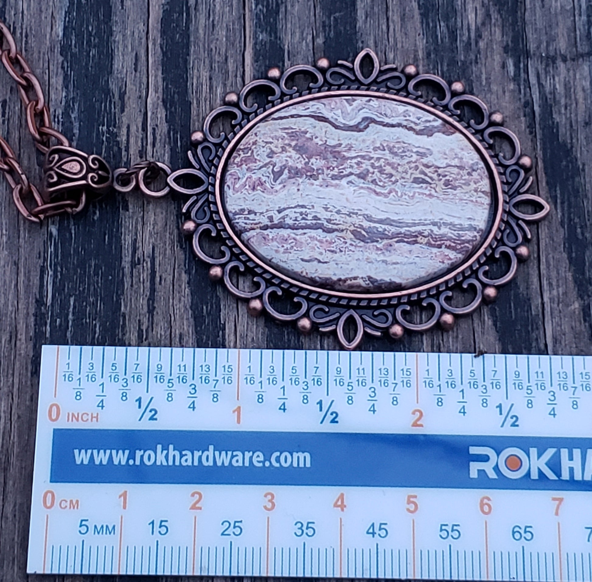 Strata jasper necklace with 40×30 mm stone pendant with ruler